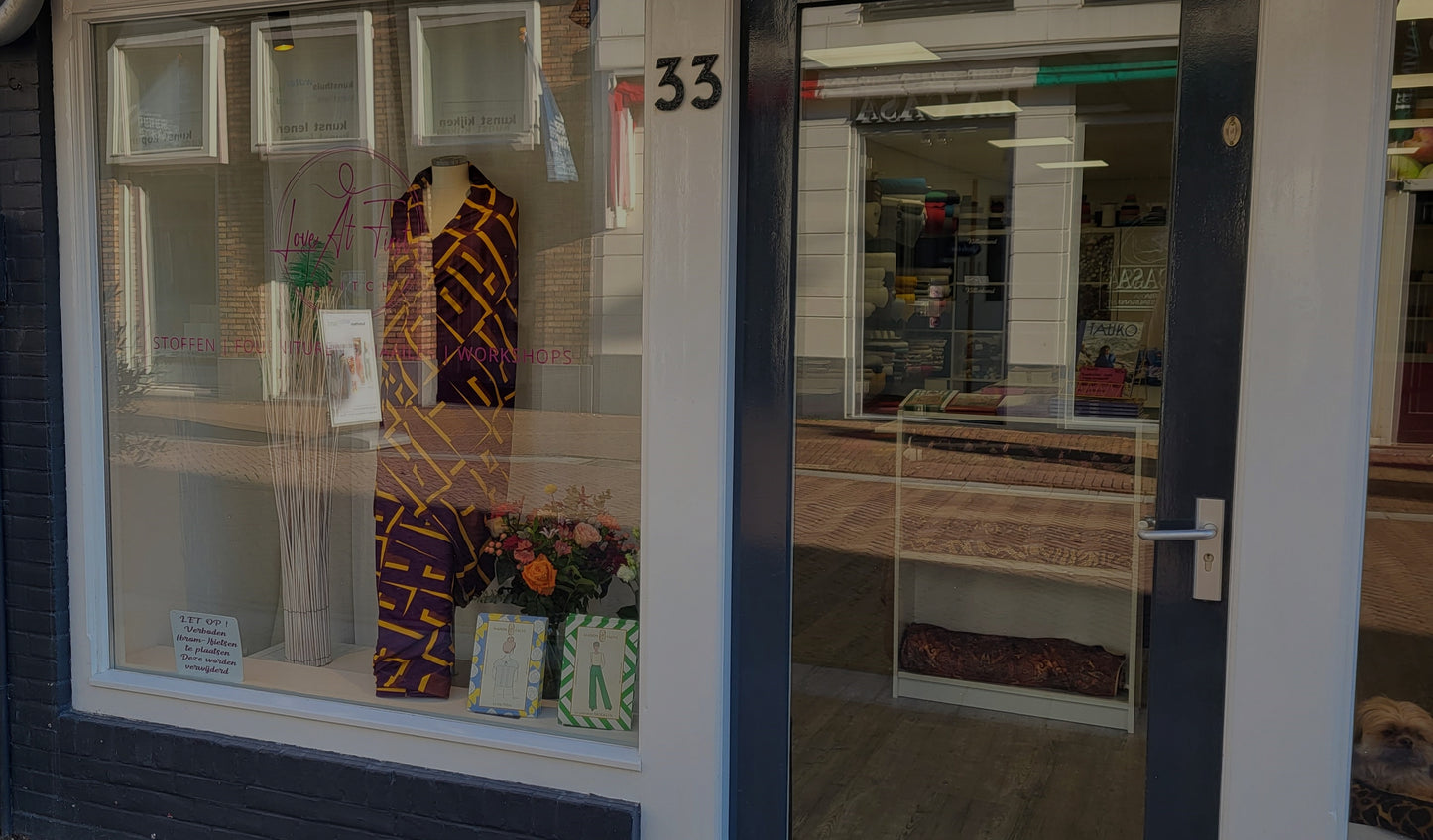 Love At First Stitch Winkel