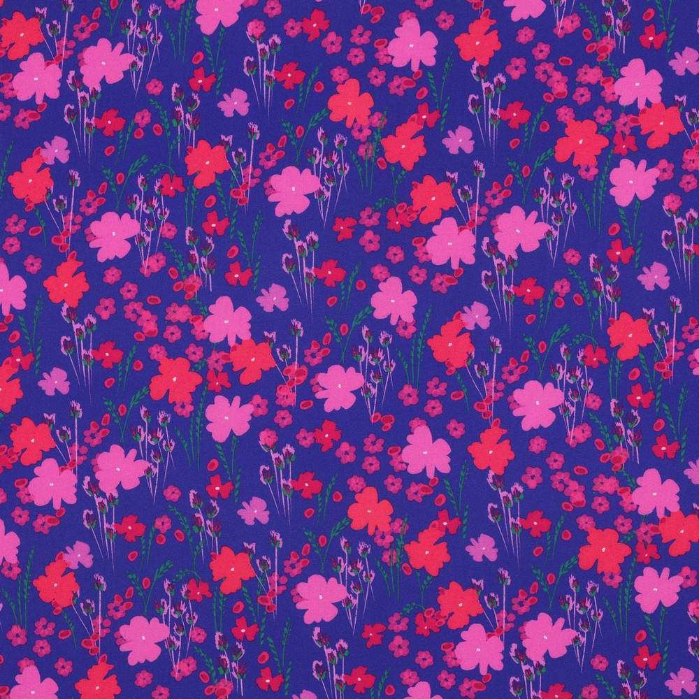 Soepele kobaltblauwe stof met roze en rode bloemetjes, viscose