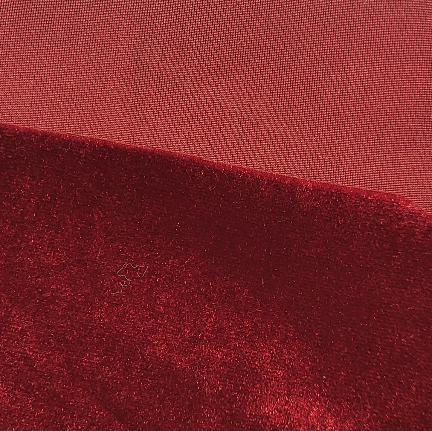 
                  
                    Fluweel (stretch), wijnrood
                  
                